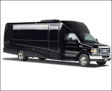 Ford E450 exterior