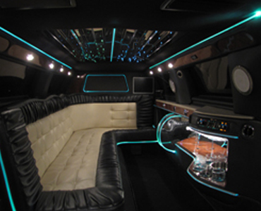 Chrysler 300 Stretch interior