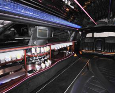 Lincoln Towncar Stretch interior